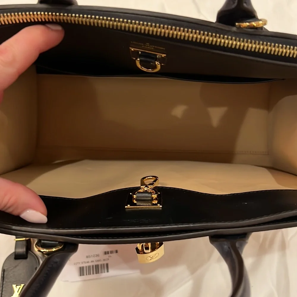 Louis Vuitton City Steamer MM Vani/Noir - Picture 8 of 16